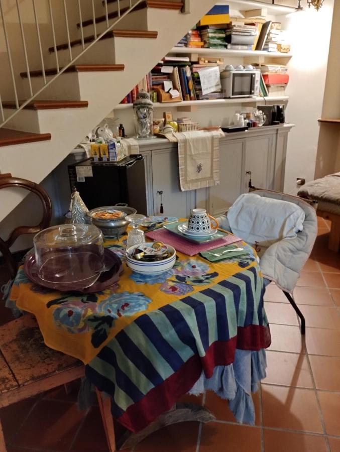 Il Cortiletto Bed & Breakfast Quartiano Luaran gambar