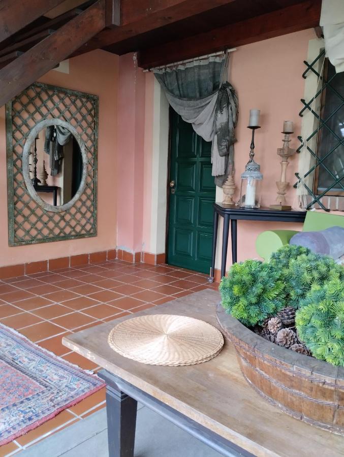 Il Cortiletto Bed & Breakfast Quartiano Luaran gambar