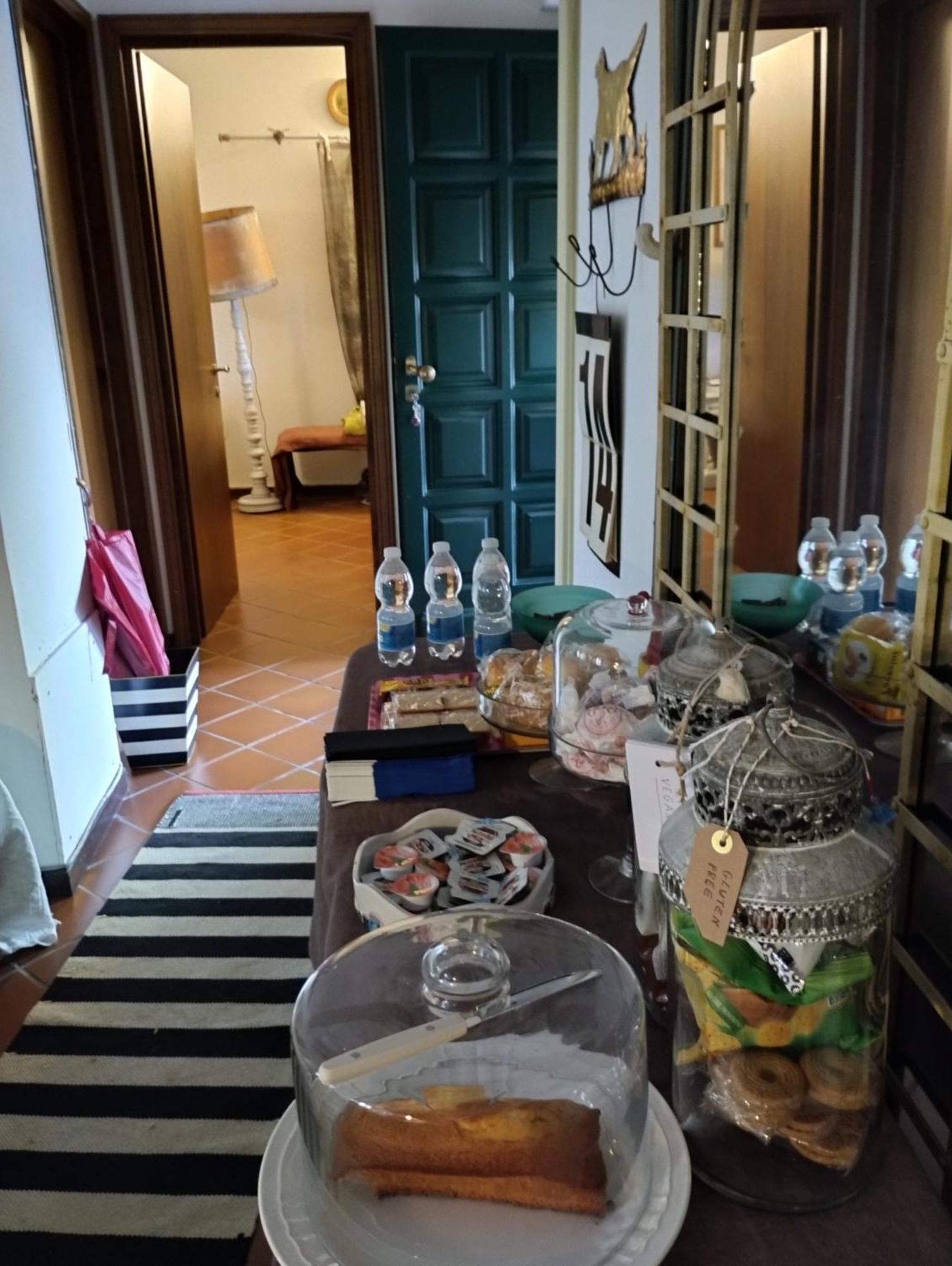 Il Cortiletto Bed & Breakfast Quartiano Luaran gambar